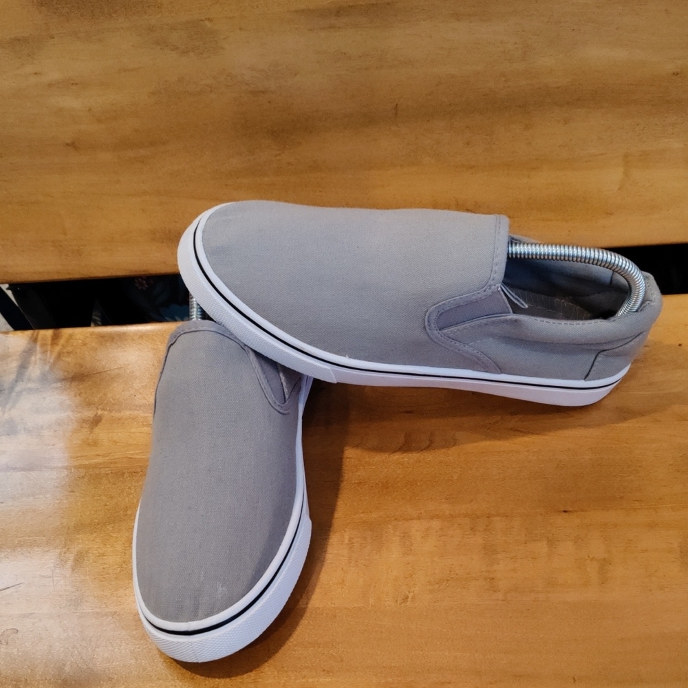 Influence Canvas Slip On Gray Size 8 Shoes